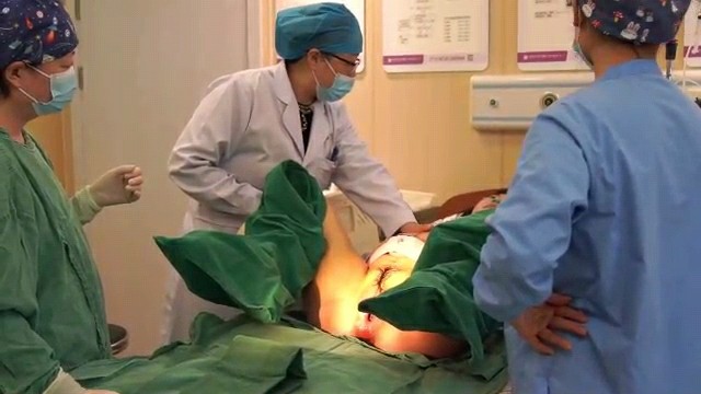 黑料黑料医院女护士的护女的生孩子视频流露出来-猎奇吃瓜