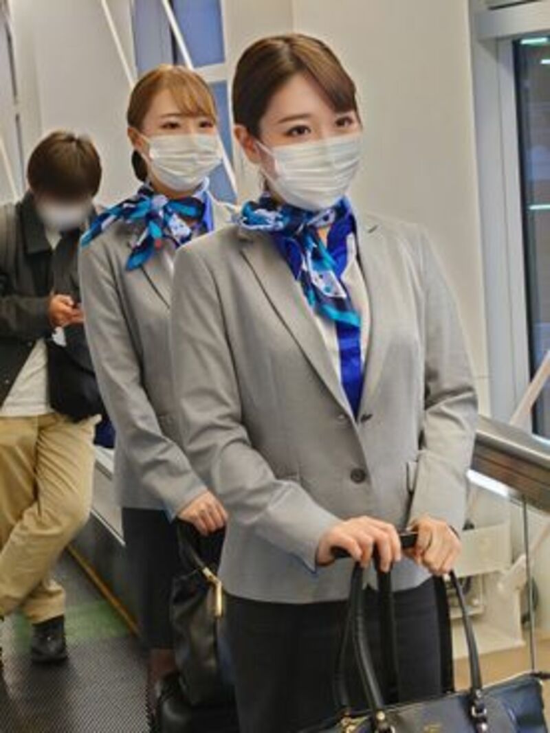 FC2精品无码PPV_2760507_美しい現職ＣＡ勤務中を隠し撮り下ろした髪型が可愛い私服姿でデート