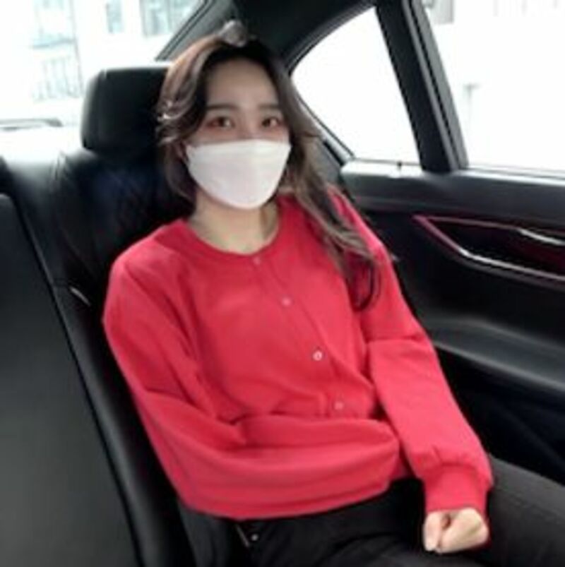 FC2精品无码PPV_2728037_KPOP系で清楚な可愛い女子大生が１回限りのプチ援車内へ初老にフェラチオを調教され生