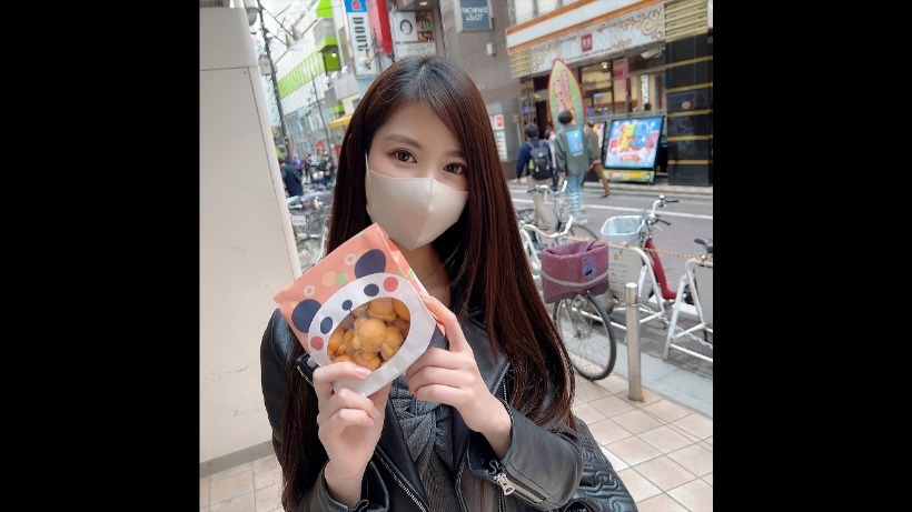 FC2精品无码PPV_2772513_初撮影無修正個数限定ワクン接種時に出会った看護師さんとちょ