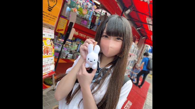 FC2精品无码PPV_3053815_初撮影無修正アイドルフェイスで幼い顔した可愛すぎる女子生