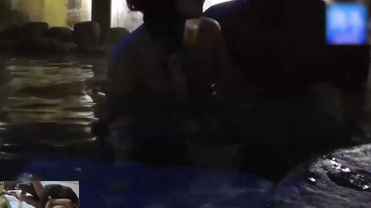 绿帽老公专门找网红黑人淫妻 并在旁拍摄