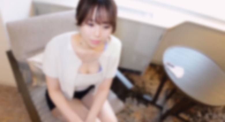 『完全露脸』丽的神级胸部职业乐器演奏者。 FC2-PPV-4500786