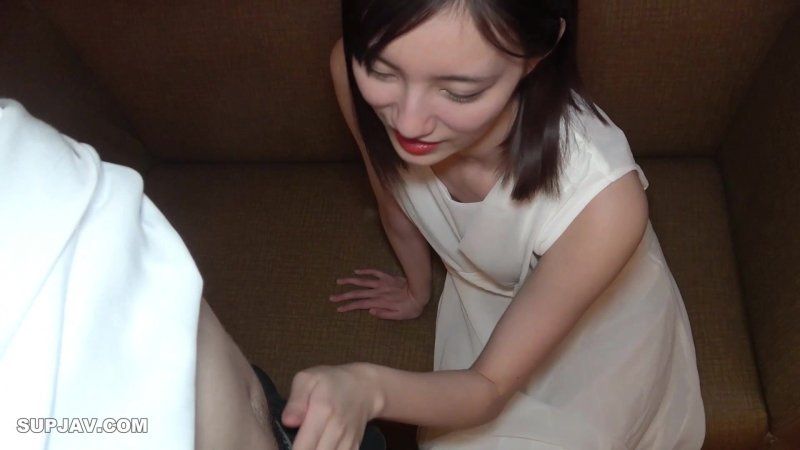 最强的视觉美女！长身苗条模特儿系稍微气氛改变成为漂亮大姊系、美丽脸蛋颜射与中出的２发 FC2-PPV-4510548