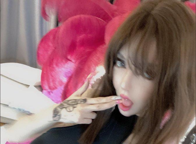 人气模特网红王瑞儿!