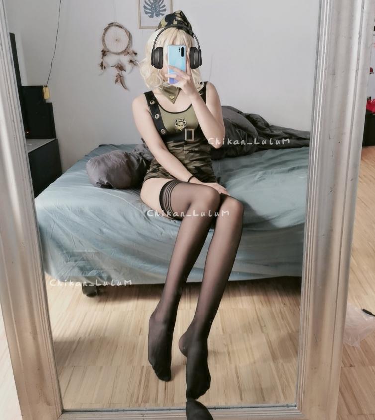 军装娘奈奈心动还不解锁吗  #Cos  #福利姬  #萝莉!