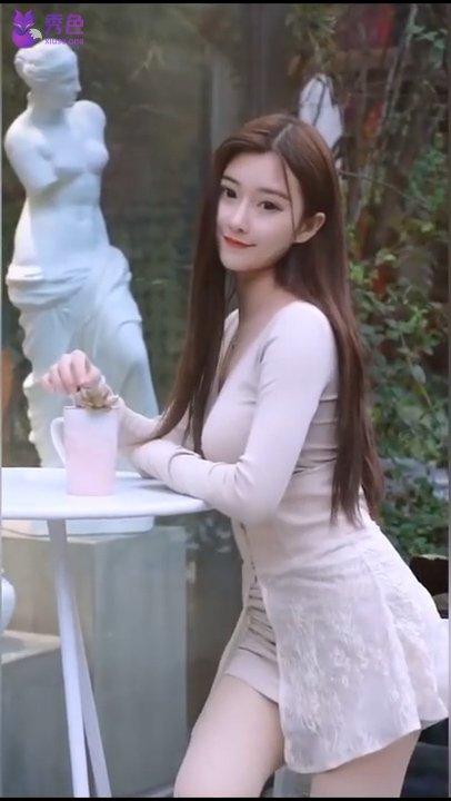 【抖音】当女神变成老婆，你绝对受不了她的骚!