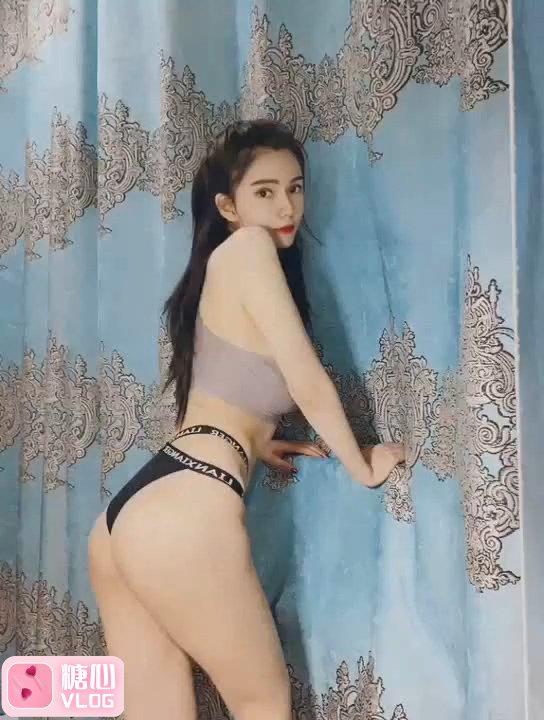 #国产 高颜值萌妹子允儿自拍福利小视频1!