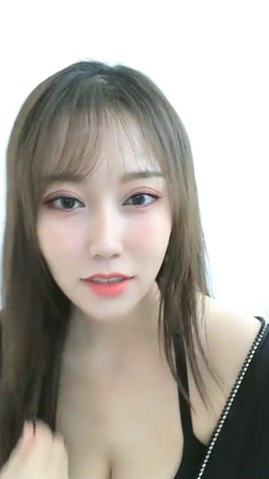 【主播真会玩】罕见的尤物我竟挑不出一丝毛病全程高能!