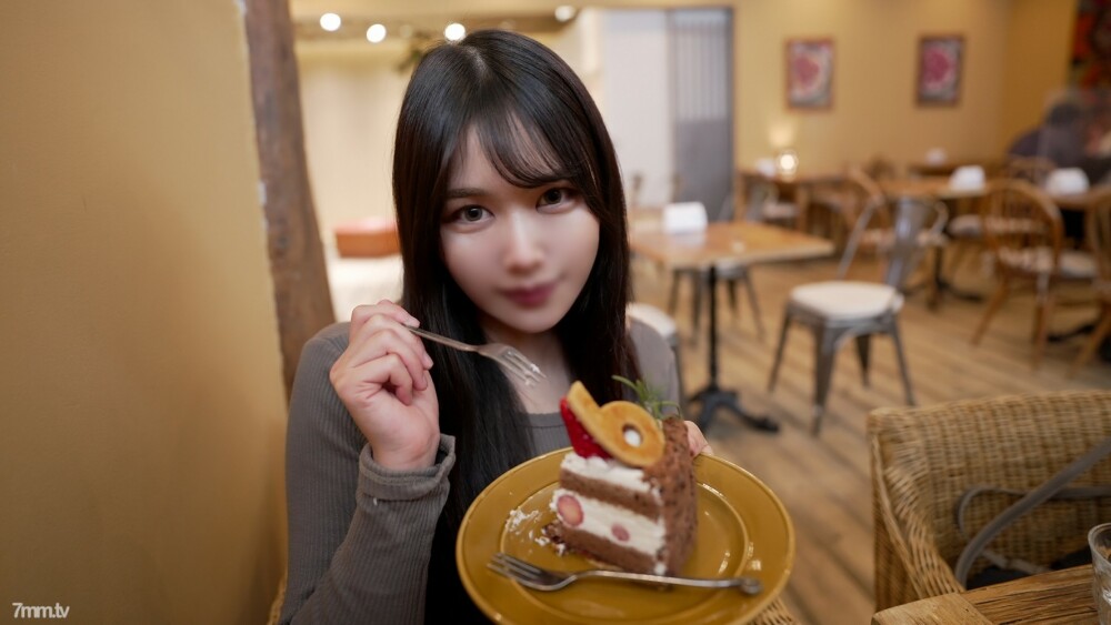 FC2-PPV-2875148 首次亮相!! [未经审查] 电影风格！数量有限！ ！！还在成长中的美巨巨乳女大学生…中出毫无防备、毫无防备的前学生！ ！！