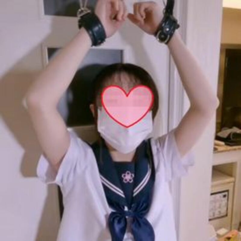 FC2精品无码PPV-2861988 【個撮】No105 愛ちゃん18歳 J系卒業したての小柄でスリムな彼氏持ちが