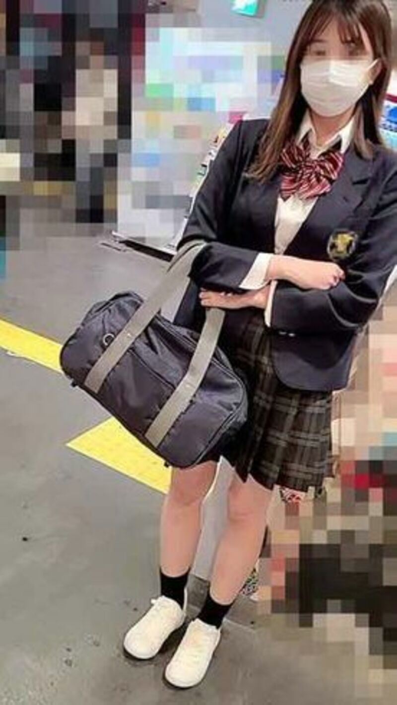 FC2精品无码PPV-2783458 県立普通科定時制②色白巨乳美少女?母代わりに弟を養う彼女を支援ハメ撮り