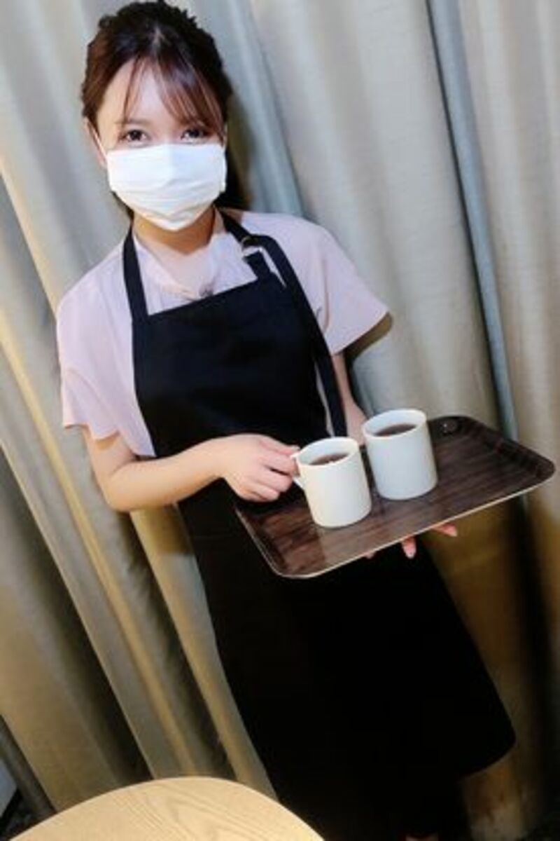 FC2精品无码PPV-2982071 カフェバイトの黒髪のあの子?男二人で応援3P中出し