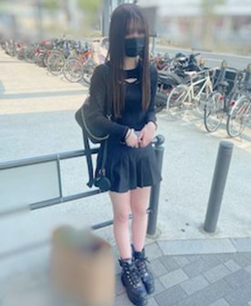 FC2精品无码PPV-2971567 めちゃくちゃ可愛い！！アイドル【トー横界隅のミ?マム】を奇跡的に初ハメ撮