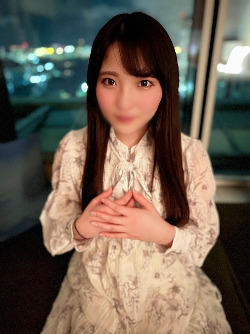 FC2精品无码PPV-3037413 【完全顔出し】【天真爛漫娘の初中出し?】純粋無垢な不思議ちゃんをホテル2に